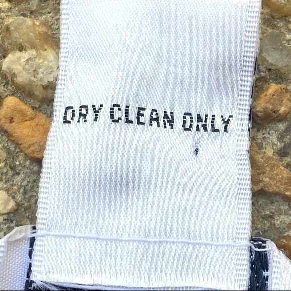 Isabela d. 100% Silk Polka Dot Black and White Lined Skirt Size 8 - Picture 4 of 5